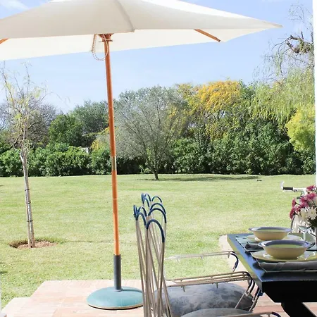 Pedras D'el Rei فيلة تافيرا