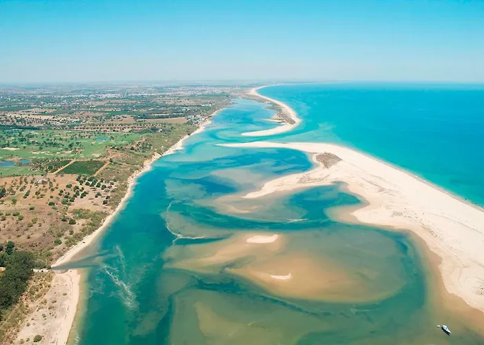 فيلة Pedras D'el Rei تافيرا